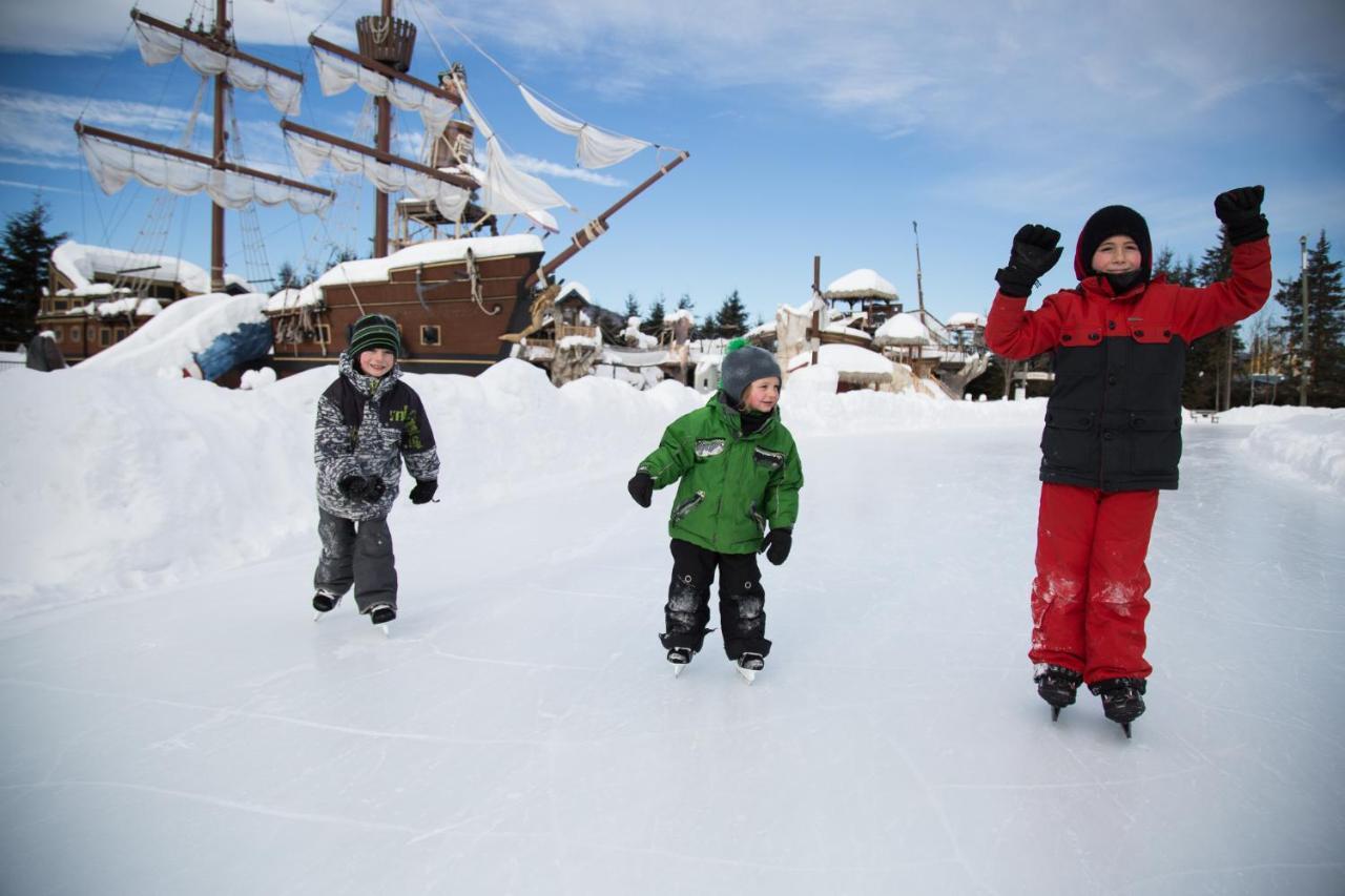 Hotel Valcartier Saint-Gabriel-De-Valcartier Exteriör bild